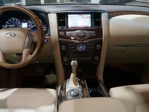 Used 2016 INFINITI QX80 4WD w/ Driver's Assistance Package image 10