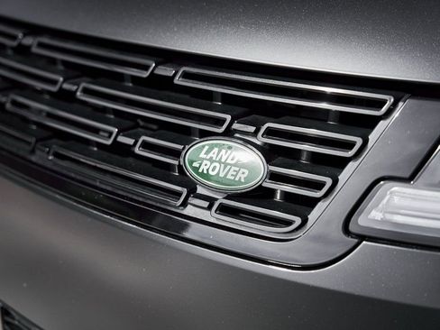 Used 2025 Land Rover Range Rover Sport Dynamic SE AWD/4WD image 7