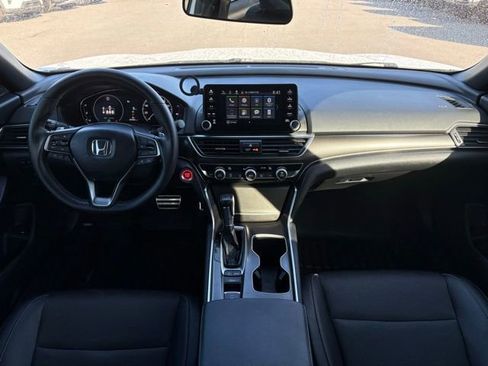 Used 2021 Honda Accord Sport image 12