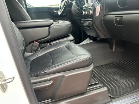 Used 2019 GMC Sierra 1500 SLE image 16