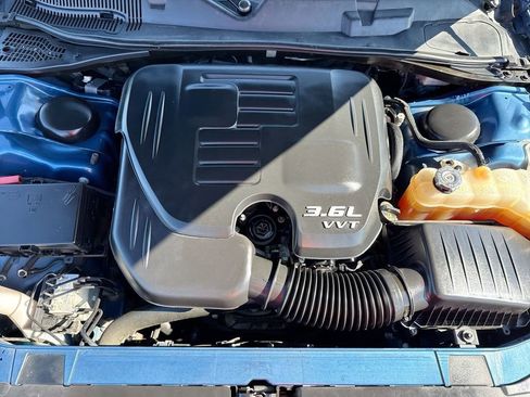 Used 2020 Dodge Challenger SXT w/ Blacktop Package RWD image 17