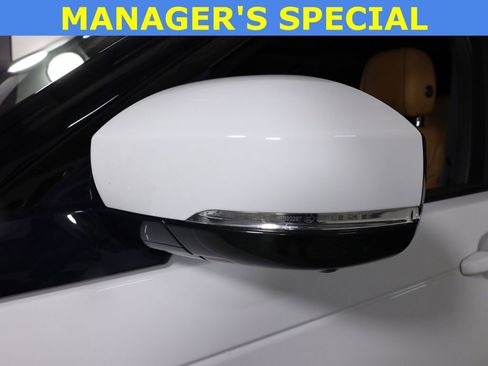 Used 2018 Land Rover Discovery HSE AWD/4WD image 77