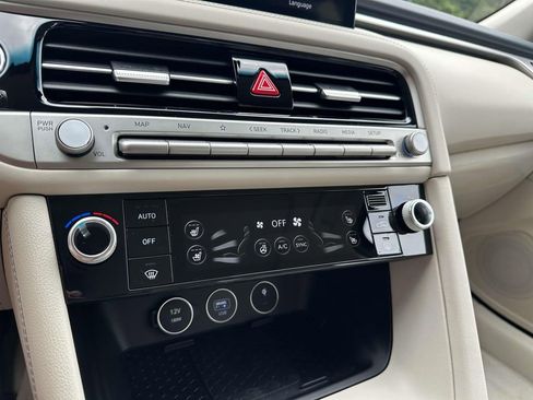 New 2026 Genesis G70 2.5T Prestige image 21