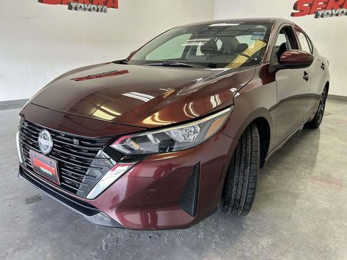 Used 2024 Nissan Sentra SV FWD image 7