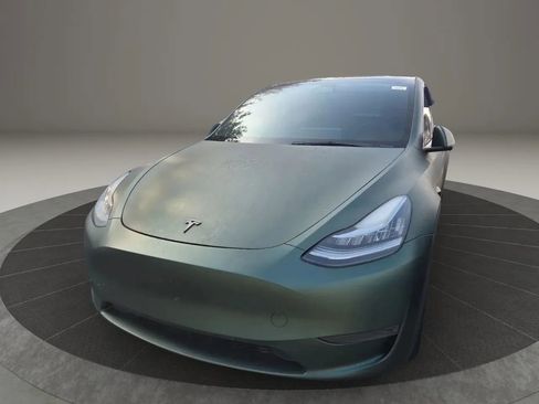 Used 2023 Tesla Model Y Long Range image 1
