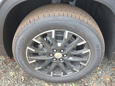 New 2026 Chevrolet Traverse LT w/ Sun and Wheel Package image 4