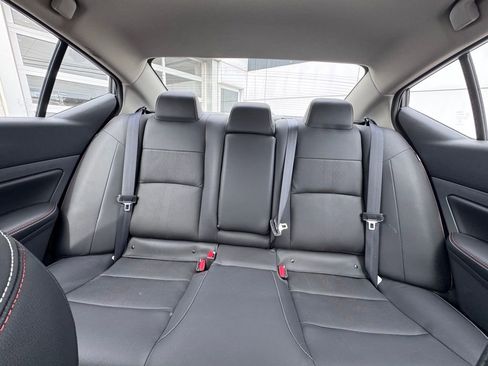 Used 2024 Nissan Altima 2.5 SR w/ SR Premium Package AWD/4WD image 21