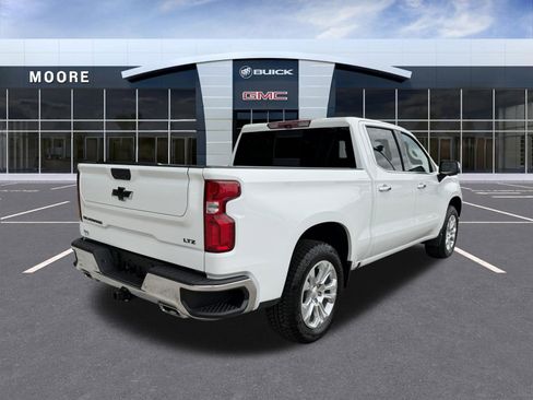 Used 2023 Chevrolet Silverado 1500 LTZ w/ LTZ Premium Package AWD/4WD image 3