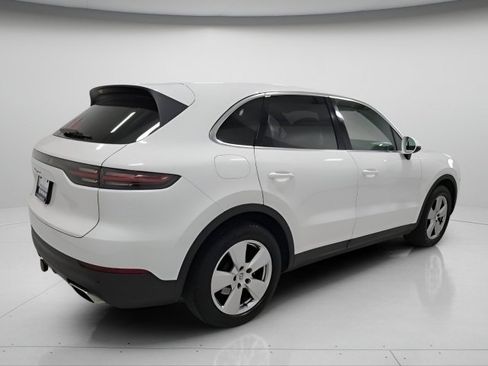 Used 2020 Porsche Cayenne AWD/4WD image 6