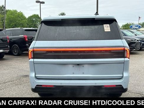 Used 2025 Lincoln Navigator L Reserve AWD/4WD image 31