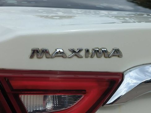 Used 2017 Nissan Maxima Platinum FWD image 5