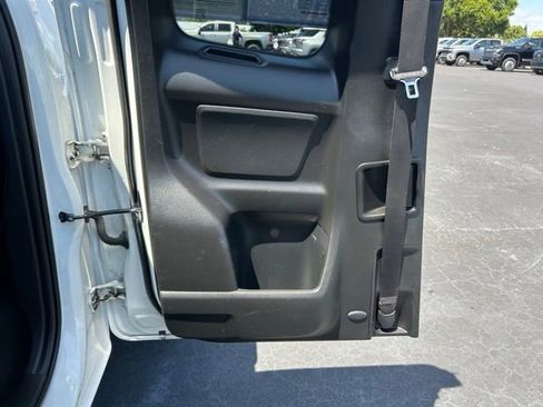 Used 2019 Toyota Tacoma SR image 13