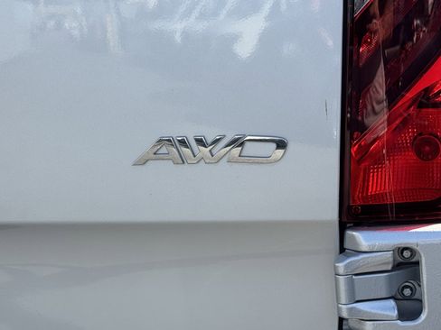 Used 2023 Mercedes-Benz Sprinter 2500 image 12