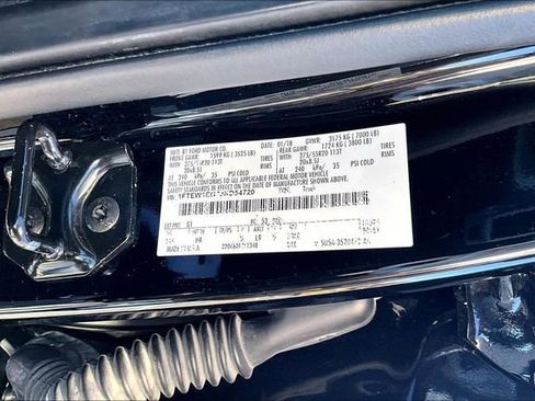 Used 2018 Ford F150 Lariat w/ Equipment Group 502A Luxury image 20