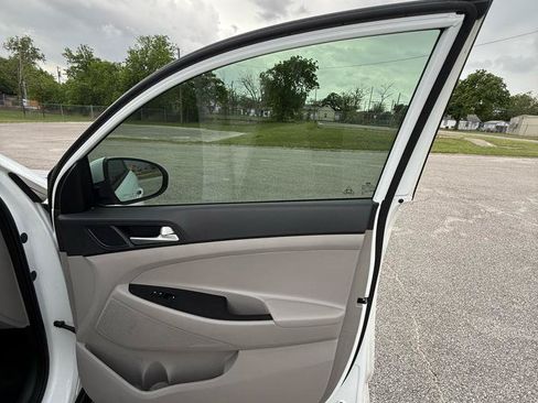 Used 2021 Hyundai Tucson Value FWD image 22
