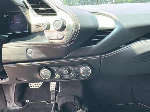 Used 2017 Ferrari 488 GTB RWD image 30