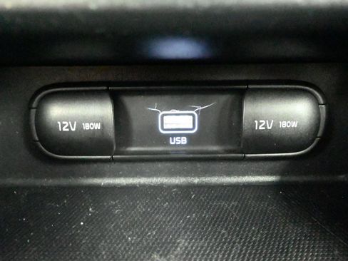 Used 2021 Kia Seltos S image 18