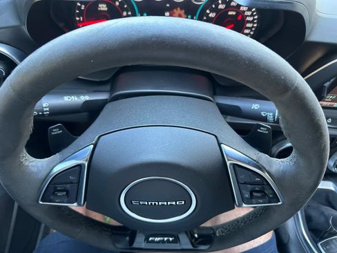 Used 2017 Chevrolet Camaro SS RWD image 30