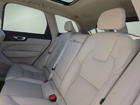 New 2026 Volvo XC60 B5 Ultra w/ Protection Package Premier image 19