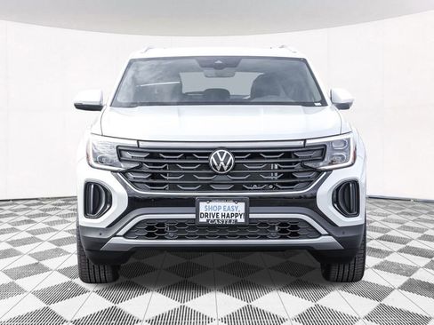 New 2026 Volkswagen Atlas Cross Sport SE FWD image 10