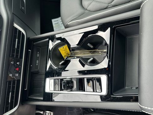New 2026 Volkswagen Atlas SEL Premium R-Line AWD/4WD image 16