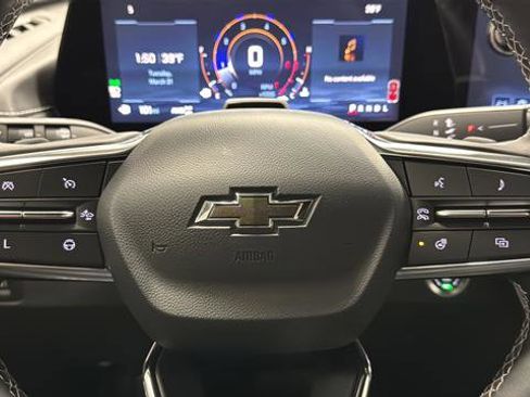 Used 2025 Chevrolet Traverse Z71 w/ Enhanced Driving Package image 16