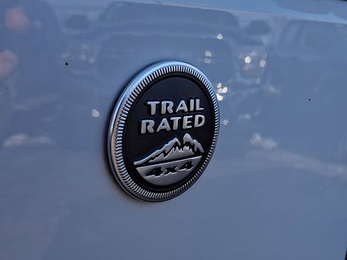 Used 2017 Jeep Wrangler Unlimited Rubicon w/ Cold Weather Group image 30