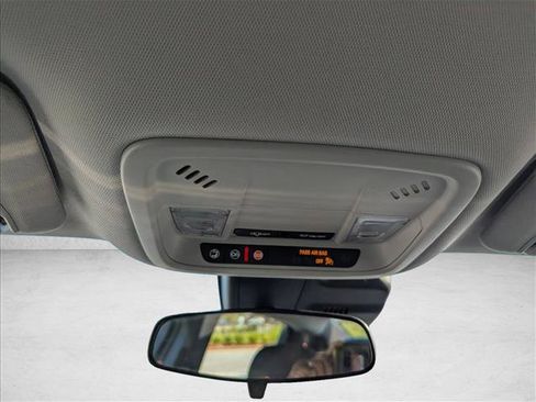 Used 2025 Chevrolet Malibu LT FWD image 20