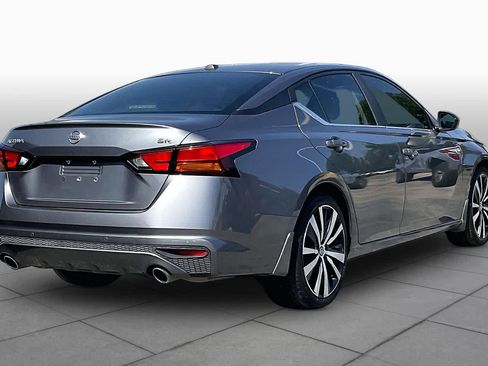 Used 2020 Nissan Altima 2.5 SR FWD image 13