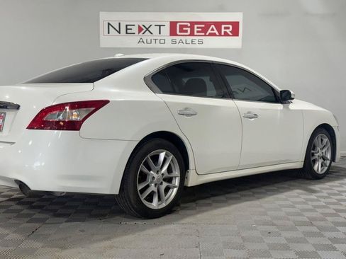 Used 2010 Nissan Maxima 3.5 SV w/ Cold Pkg FWD image 8