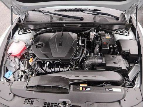 Used 2025 Hyundai Sonata SEL FWD image 28
