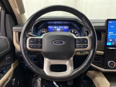 Used 2024 Ford Expedition Limited AWD/4WD image 13