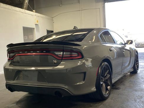 Used 2019 Dodge Charger Scat Pack w/ Navigation & Travel Group image 4
