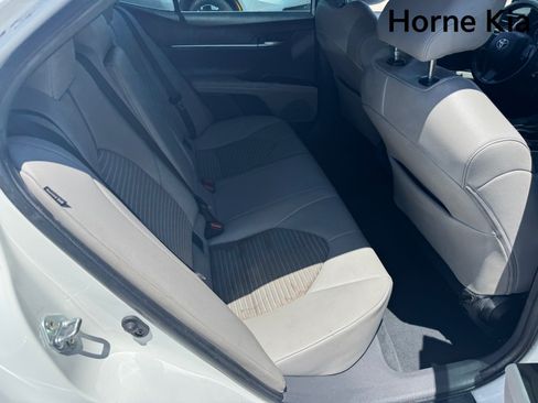 Used 2023 Toyota Camry SE FWD image 27