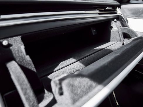 Used 2025 Land Rover Range Rover Sport Dynamic SE image 72