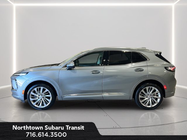 Used 2024 Buick Envision Avenir AWD/4WD image 2