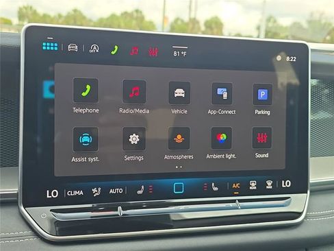 New 2026 Volkswagen Tiguan SE FWD image 15