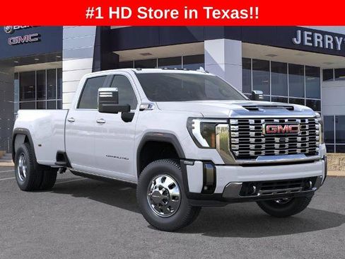 New 2026 GMC Sierra 3500 Denali w/ Denali Reserve Package image 7