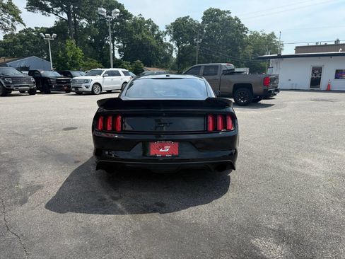Used 2016 Ford Mustang GT Premium w/ Equipment Group 401A RWD image 5