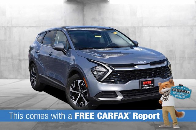 Used 2023 Kia Sportage EX FWD image 2