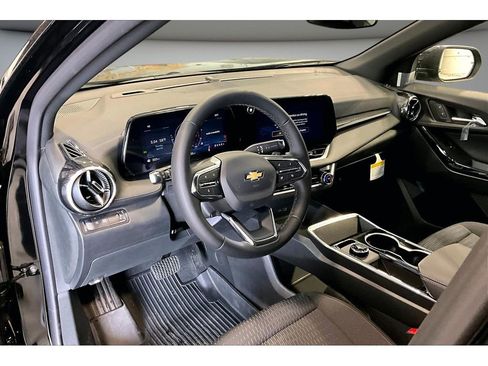 New 2026 Chevrolet Equinox LT FWD image 7