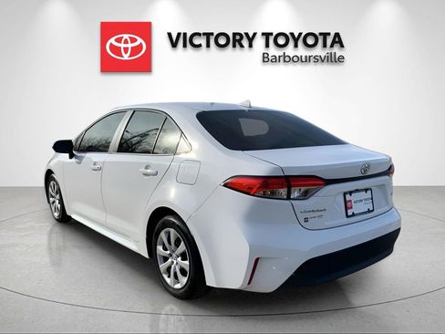 Used 2024 Toyota Corolla LE image 6