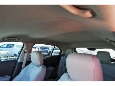 Used 2023 Cadillac XT4 Luxury image 28