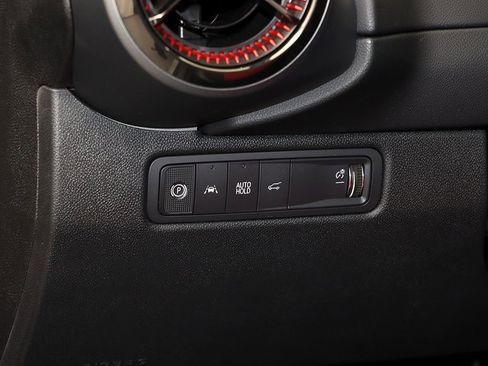 Used 2025 Chevrolet Equinox EV RS image 27