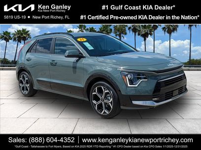 Certified 2025 Kia Niro EX Touring