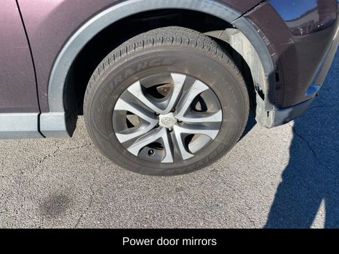 Used 2018 Toyota RAV4 LE w/ Carpet Mat Package image 7