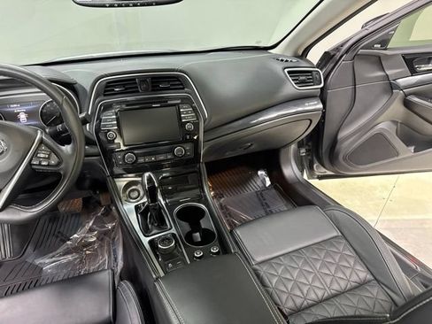 Used 2022 Nissan Maxima Platinum FWD image 24