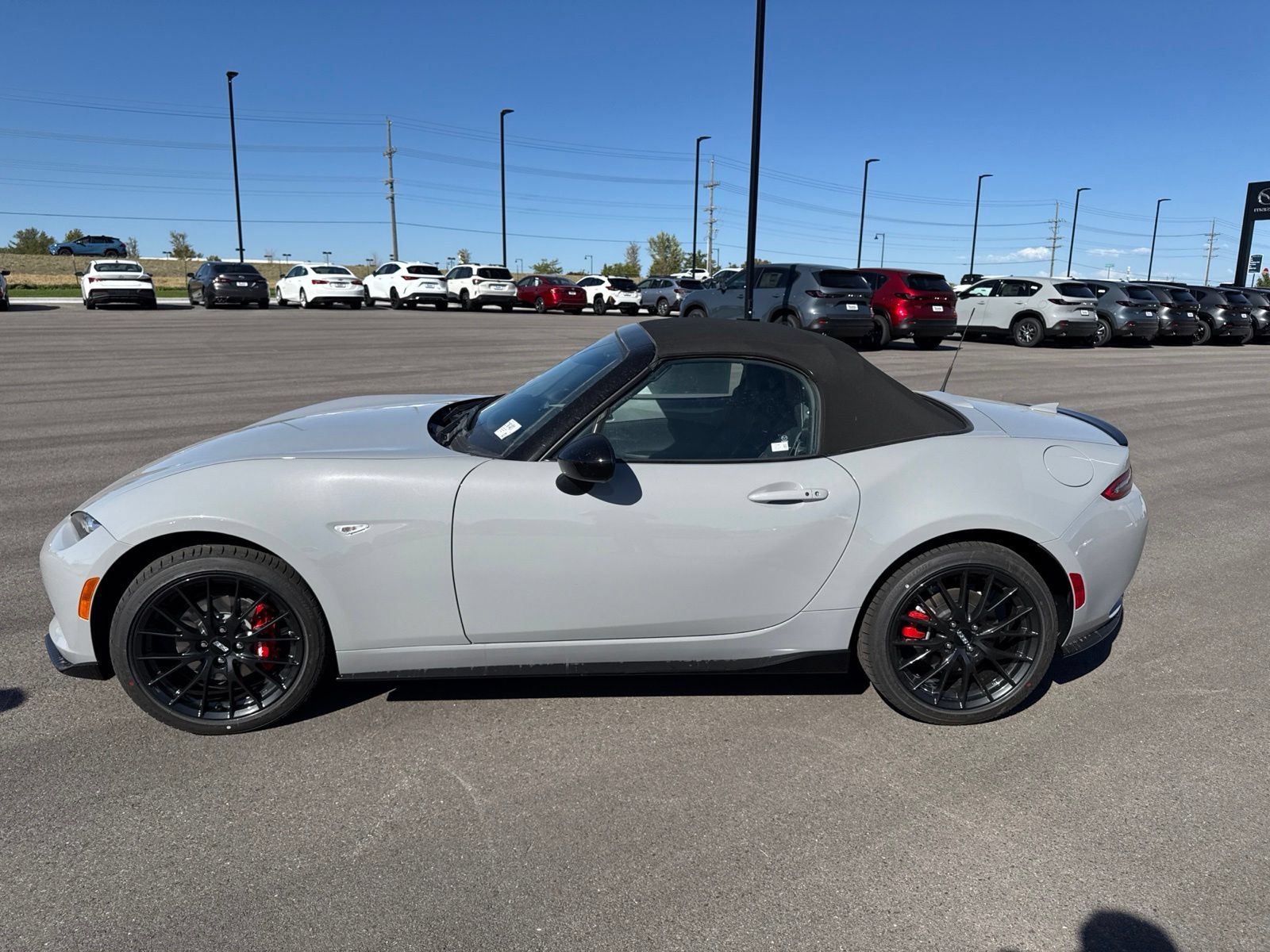 New 2026 MAZDA MX-5 Miata Club w/ Brembo/BBS/Recaro Package RWD image 4