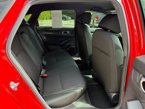 Used 2025 Honda Civic Sport image 17