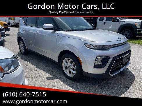 Used 2021 Kia Soul S image 1